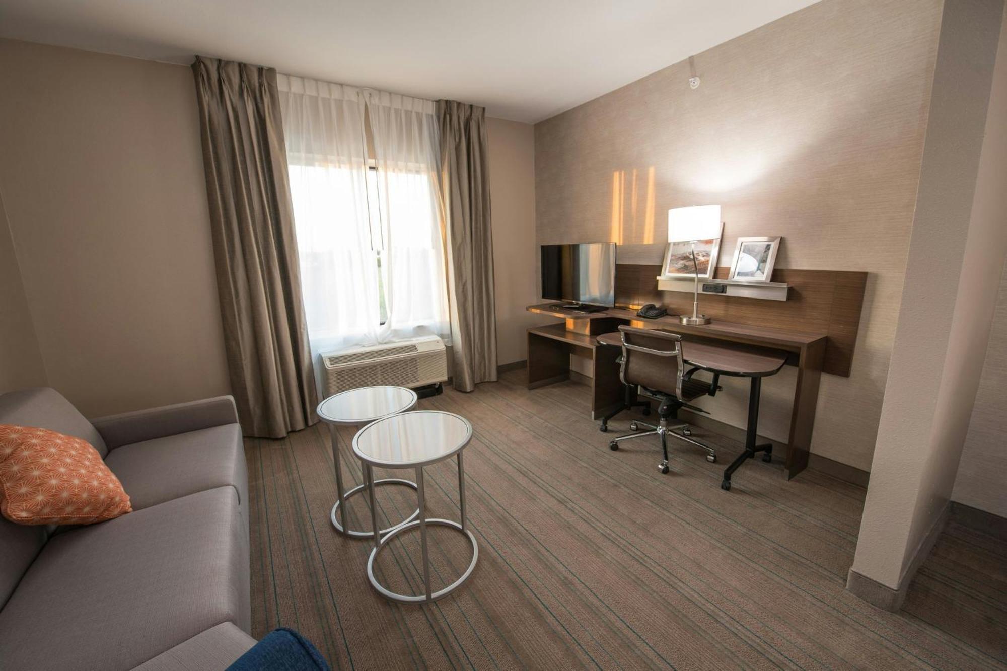 Fairfield Inn & Suites By Marriott Хънтсвил Екстериор снимка